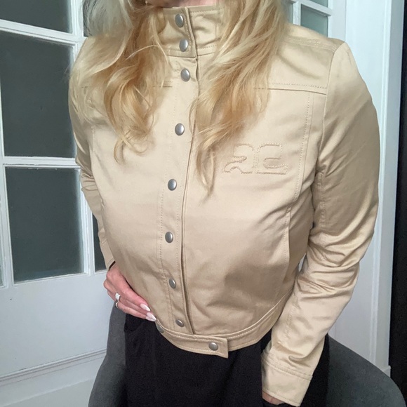 COURRÈGES PARIS•SZ 38•CHEST LOGO-PRINT JACKET• - Picture 10 of 16